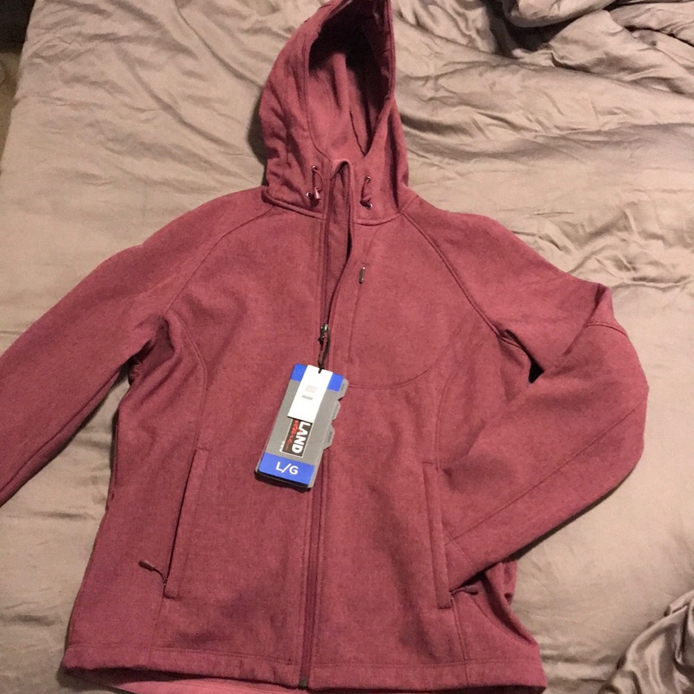 NWT Rose color jacket, water-resistant, breathable and 100% windproof